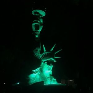 Meet your Posher, Christian